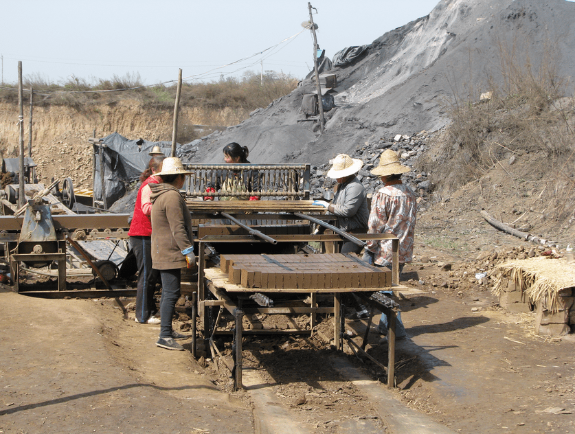 The brick "factory" conveyor belt in Pangliu village